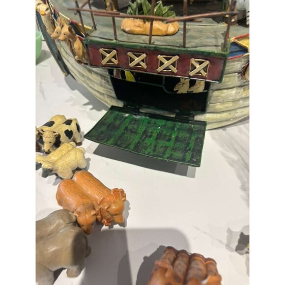 Vintage Handcrafted Iron Noah’s Ark Playset with Animal Figurines Collectible - Picture 11 of 14